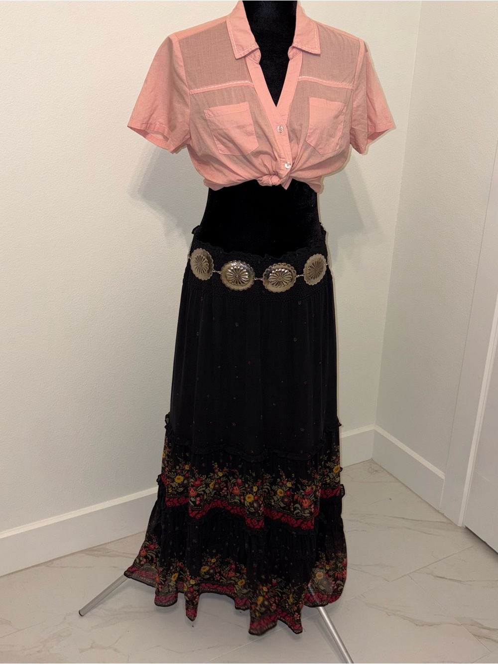 EXPRESS SZ M Black Tiered Floral Maxi Skirt SILK LINING BOHO